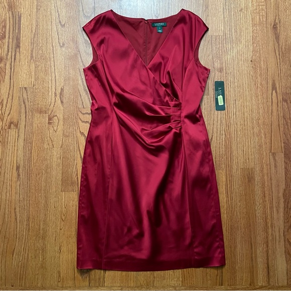 NWT Lauren Ralph Lauren Satin Surplice Sleeveless Dress in Holiday Ópera Red 14 - Picture 2 of 14